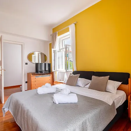White House Luxury Apartamento